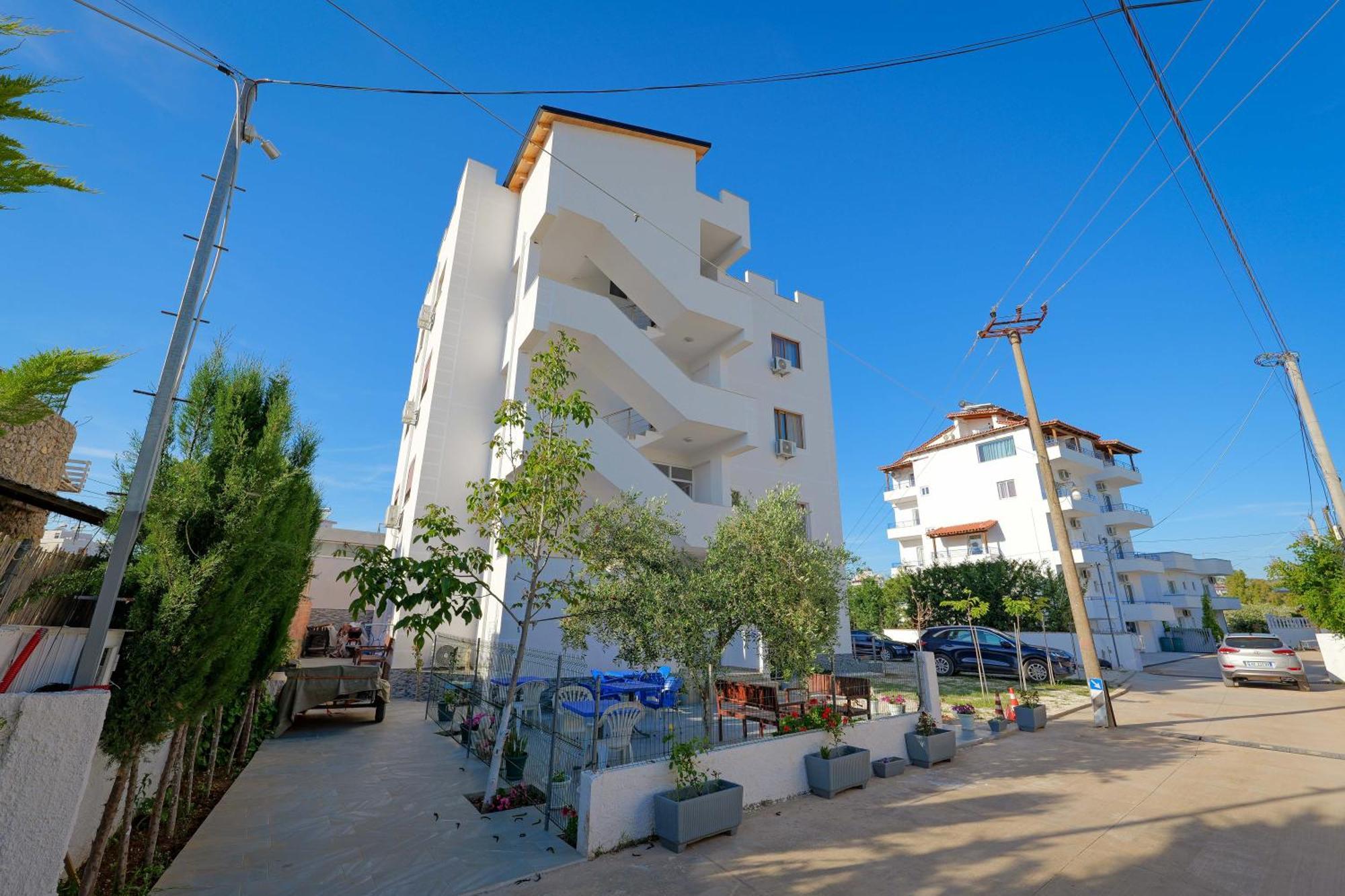 Central Garden Residence Sofia - Free Parking Ksamil Kültér fotó