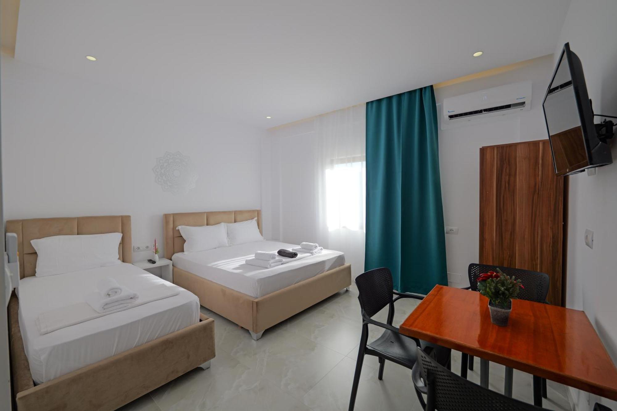 Central Garden Residence Sofia - Free Parking Ksamil Kültér fotó