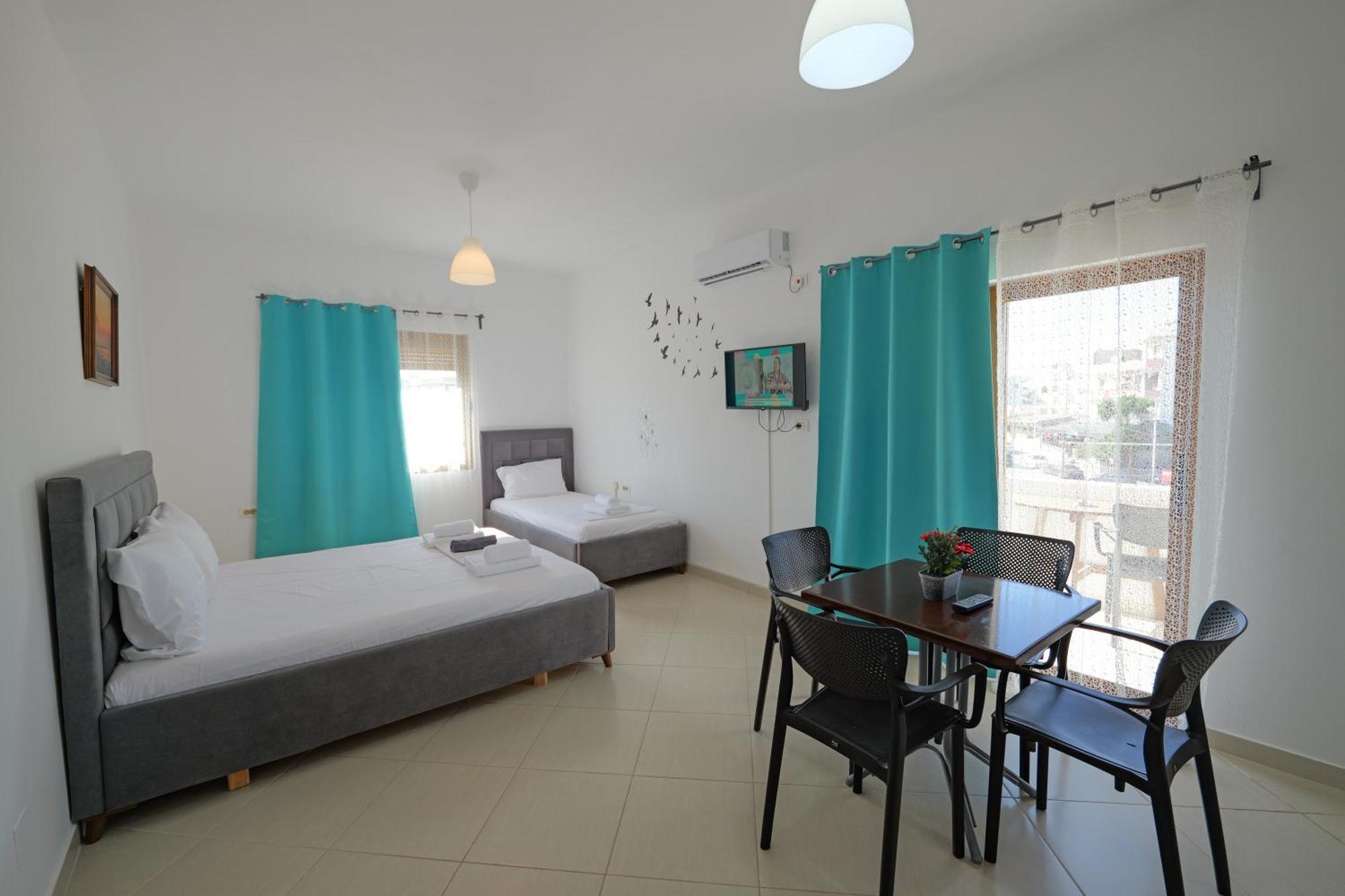 Central Garden Residence Sofia - Free Parking Ksamil Kültér fotó