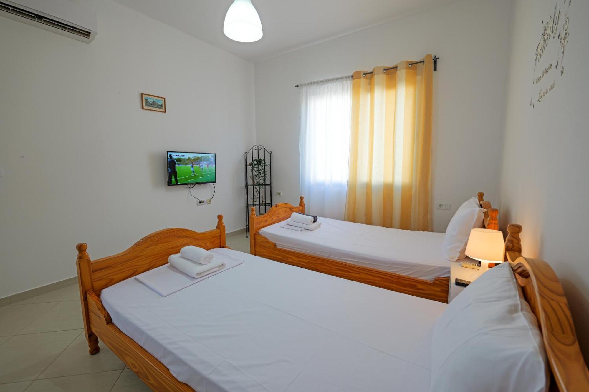 Central Garden Residence Sofia - Free Parking Ksamil Kültér fotó