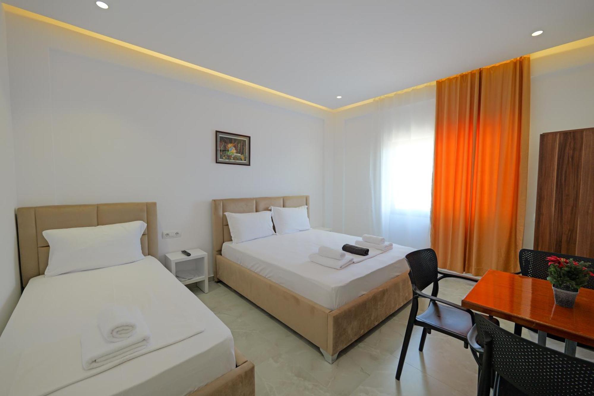 Central Garden Residence Sofia - Free Parking Ksamil Kültér fotó