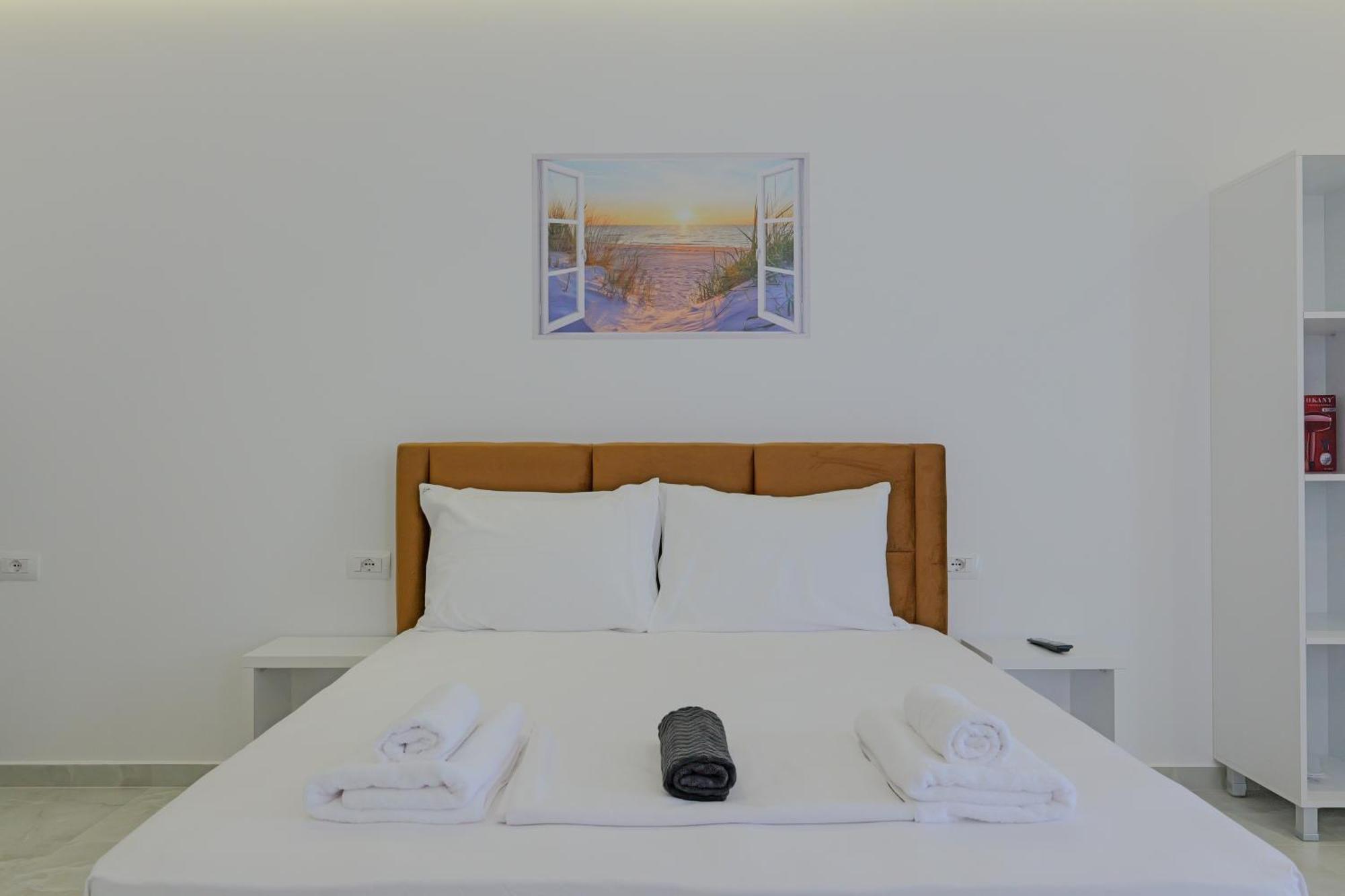 Central Garden Residence Sofia - Free Parking Ksamil Kültér fotó