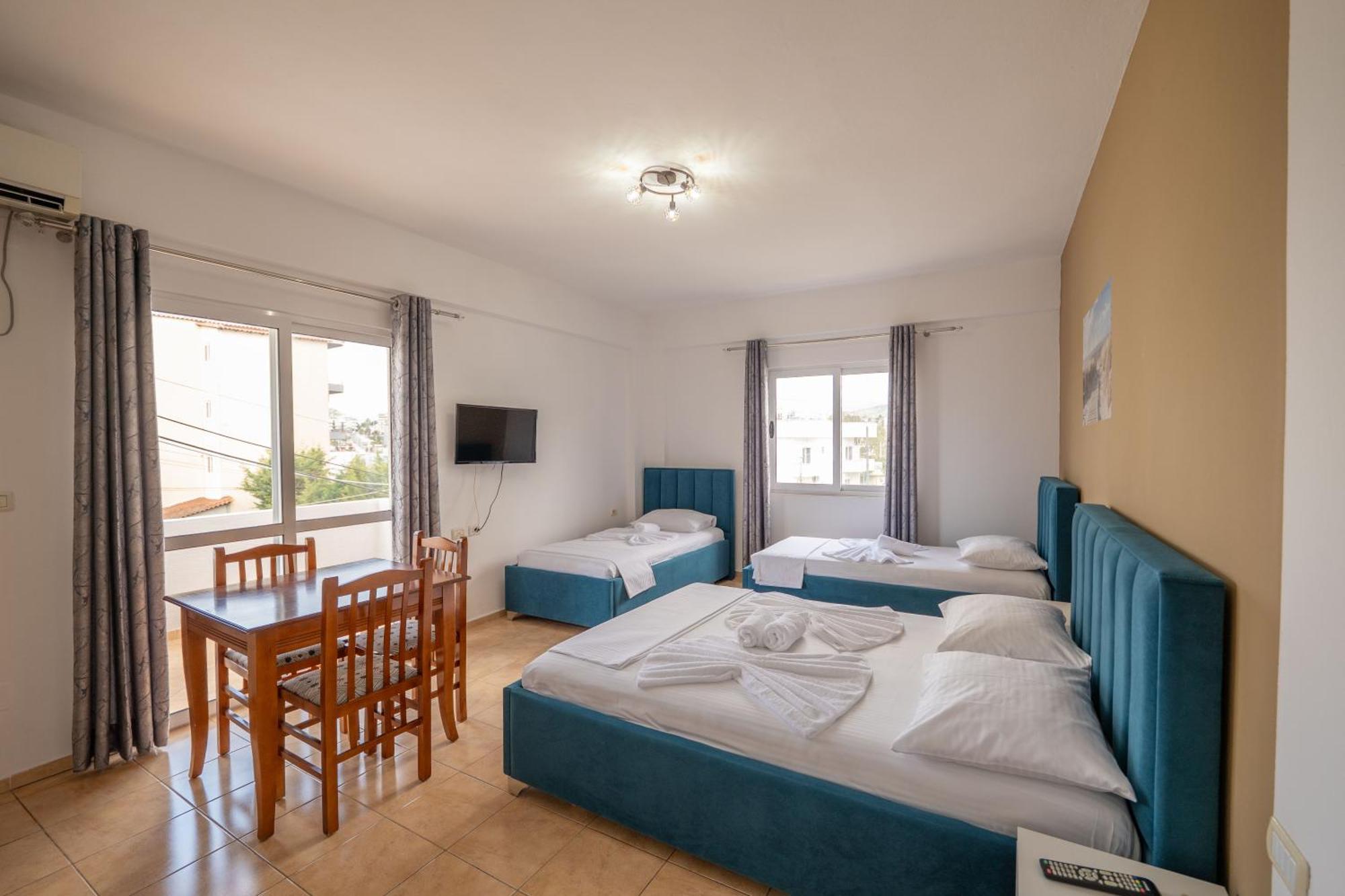 Central Garden Residence Sofia - Free Parking Ksamil Kültér fotó
